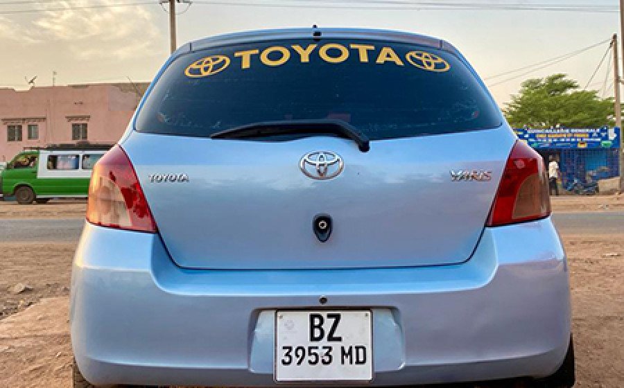 TOYOTA YARIS 