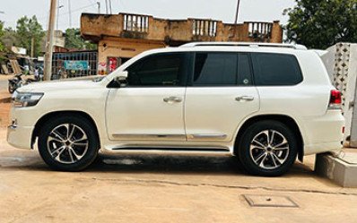 TOYOTA LAND CRUISER GXR 