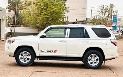 TOYOTA 4RUNNER