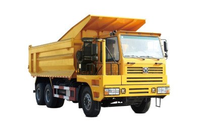 Camion-benne tout-terrain