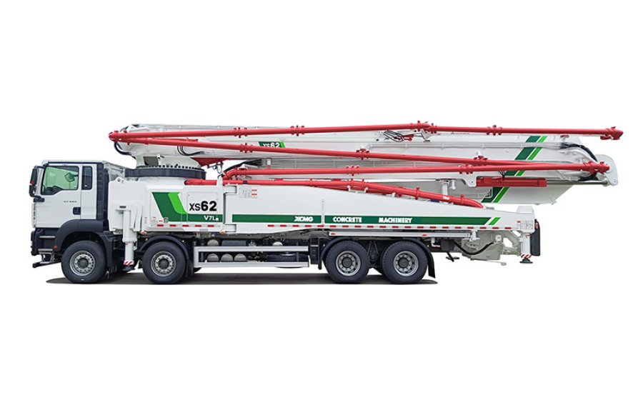 Pompe à béton sur camion 