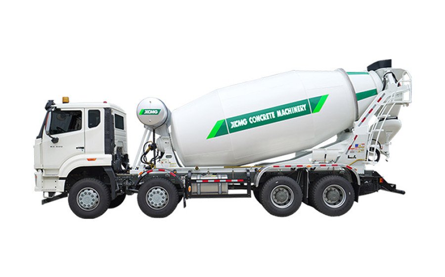 Camion malaxeur à béton